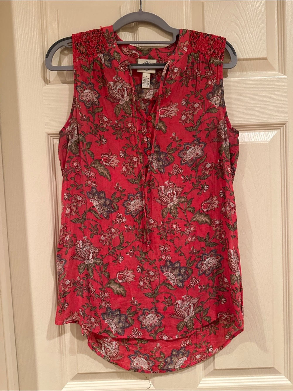 St. John's Bay Red Floral Smocked-Sleeve Sleeveless Top